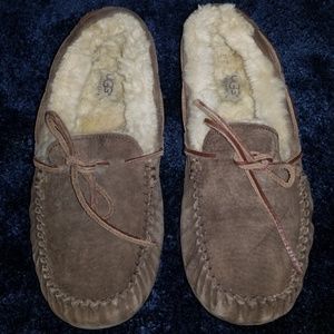 Ugg Dakota Moccasin